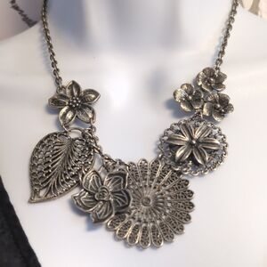Vintage Floral Silver Necklace